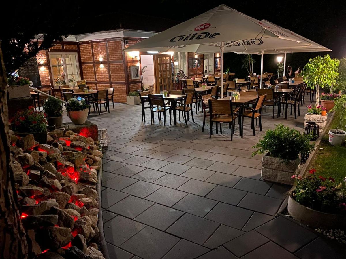 Hotel Zum Boehmegrund Bad Fallingbostel Bagian luar foto